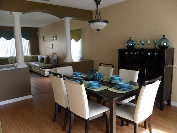 3rd image of 358 Aylesbury Ct