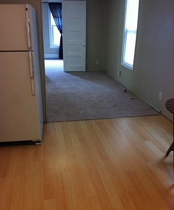 5th image of 8615 Ferris Ave