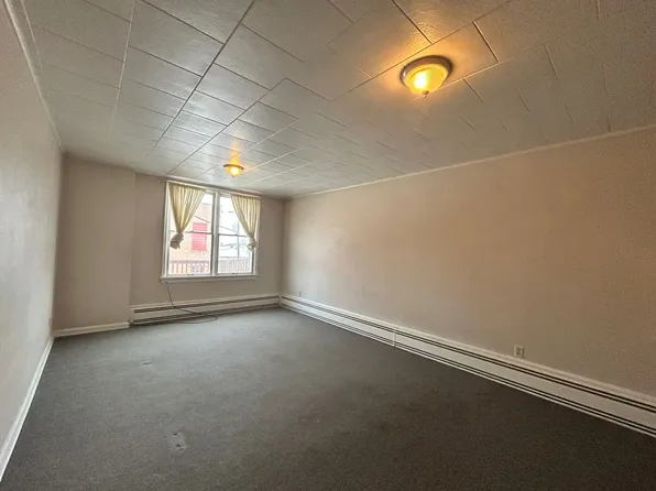 132 W. Main Street, 132 W Main St APT 5, Hamilton, MT 59840