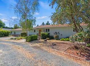 2953 Redwood Ave, Grants Pass, OR 97527