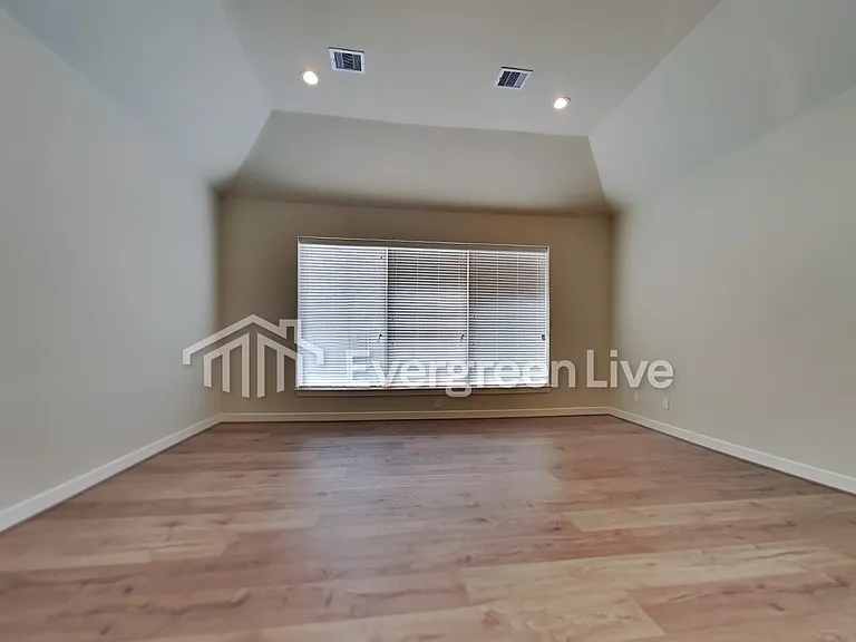 2606 Upper Quinn Way — Photo 3