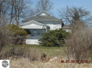 817 Turner Rd, Turner, MI 48765