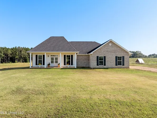 1825 Big Creek Dr SW, Bogue Chitto, MS 39629