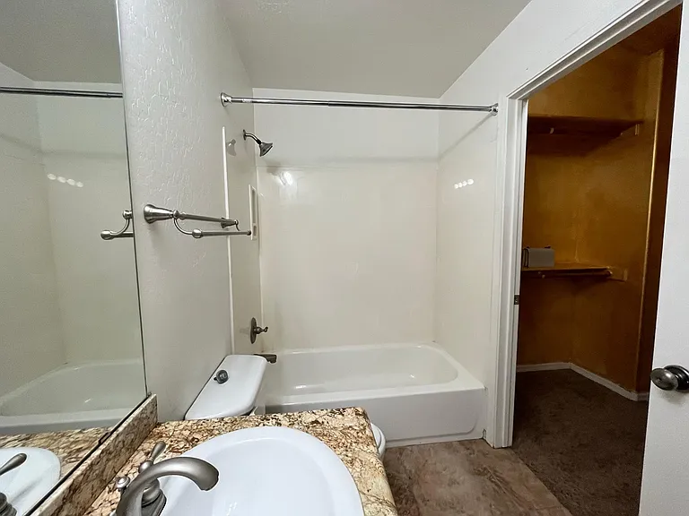 718 S Beck Ave — Photo 9