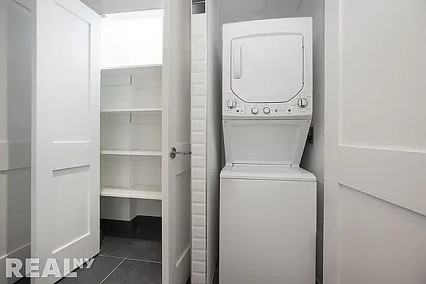 Rented by REAL New York | media 11