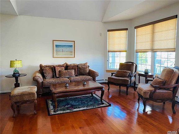 5th image of 20 Lavender Ln