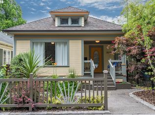 3029 SE Stark St, Portland, OR 97214