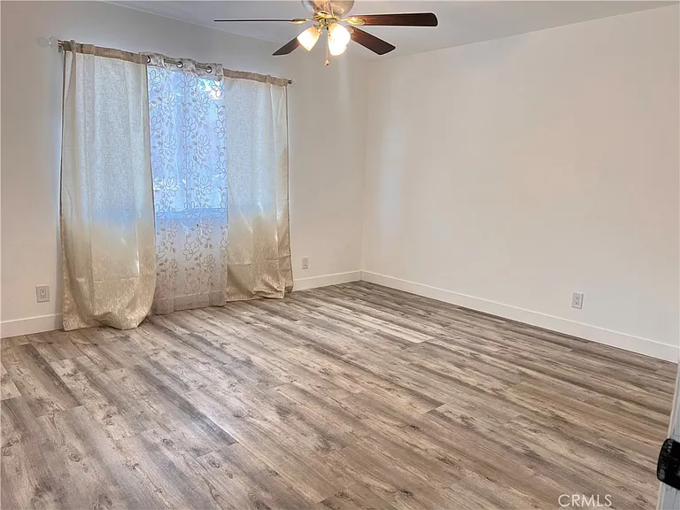 6141 Dalecrest Ave — Photo 7