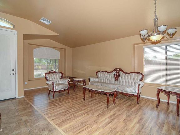4th image of 20620 N 39th Ave