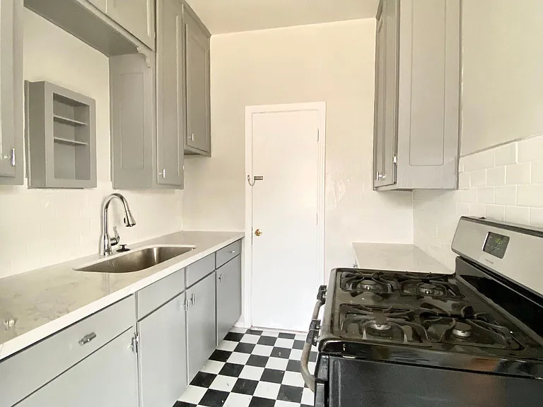5623 Virginia Ave #204 — Photo 5