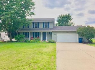 7647 Golfview Ct SW, Jenison, MI 49428