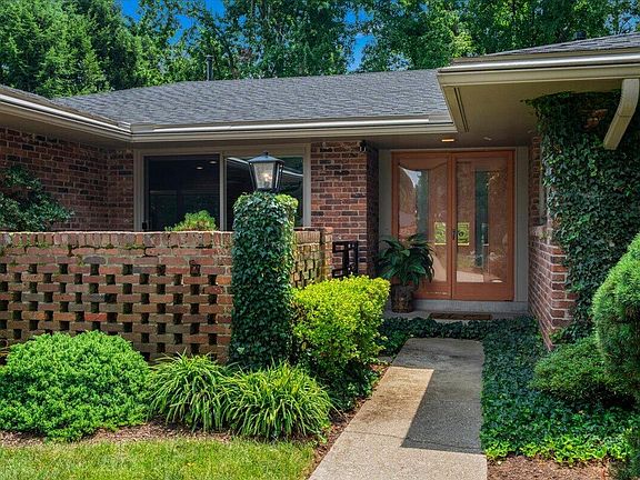 5th image of 3452 Lannette Ln