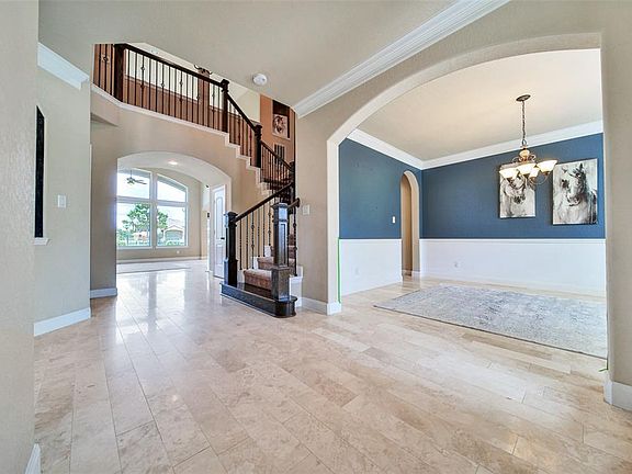 3rd image of 20406 Salida Creek Cir