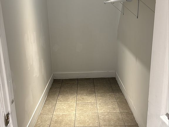 4th image of 309 N Lincoln Ave
