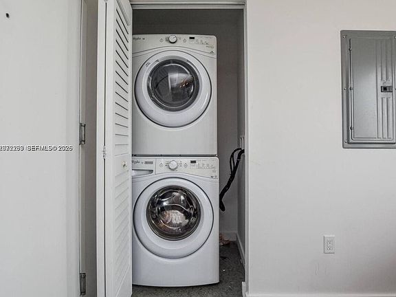 4th image of 151 SE 1st St APT 2104