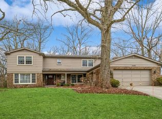 1440 Wincanton Dr, Deerfield, IL
