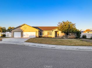 6834 Phoenix Ct, Hesperia, CA 92345