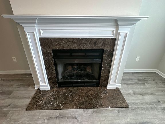 5th image of 2930 Misty Creek Way