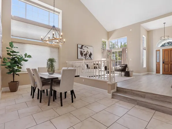 2318 Heron Ct, Rocklin, CA 95765