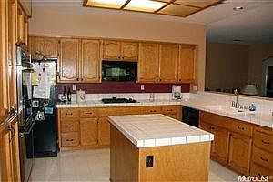 5th image of 3177 Kensington Dr