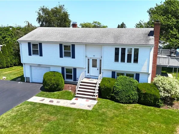 33 Glendale Rd, Narragansett, RI 02882