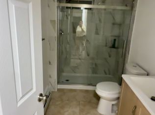 10 Stamford Ave, Providence, RI 02907