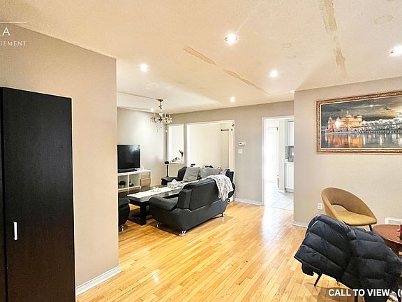 3rd image of 66 Echoridge Dr #1