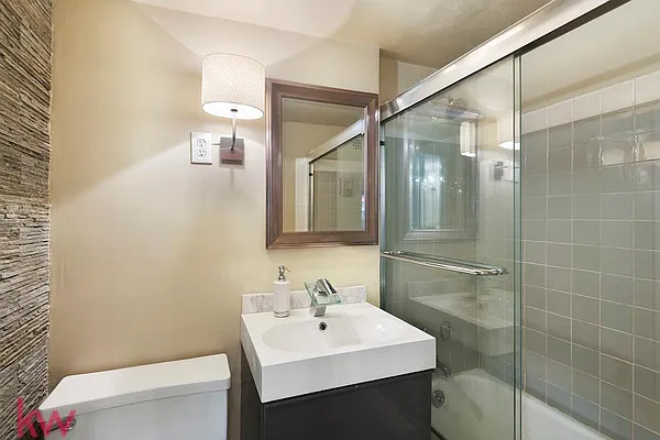 Sold by Keller Williams NYC | media 29