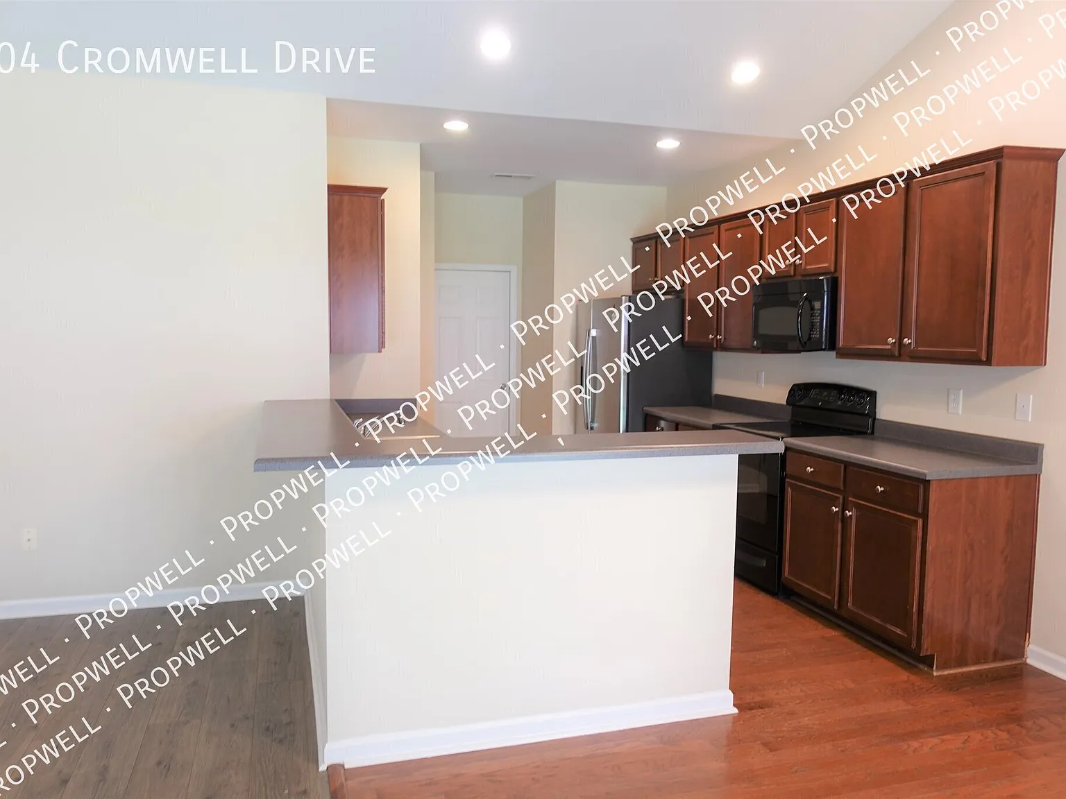 604 Cromwell Drive — Photo 4