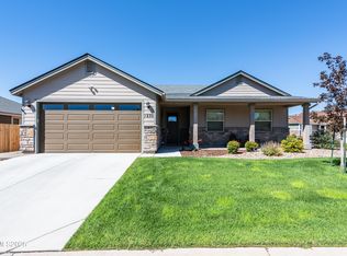 1230 W Cottage Loop, Gardnerville, NV 89460