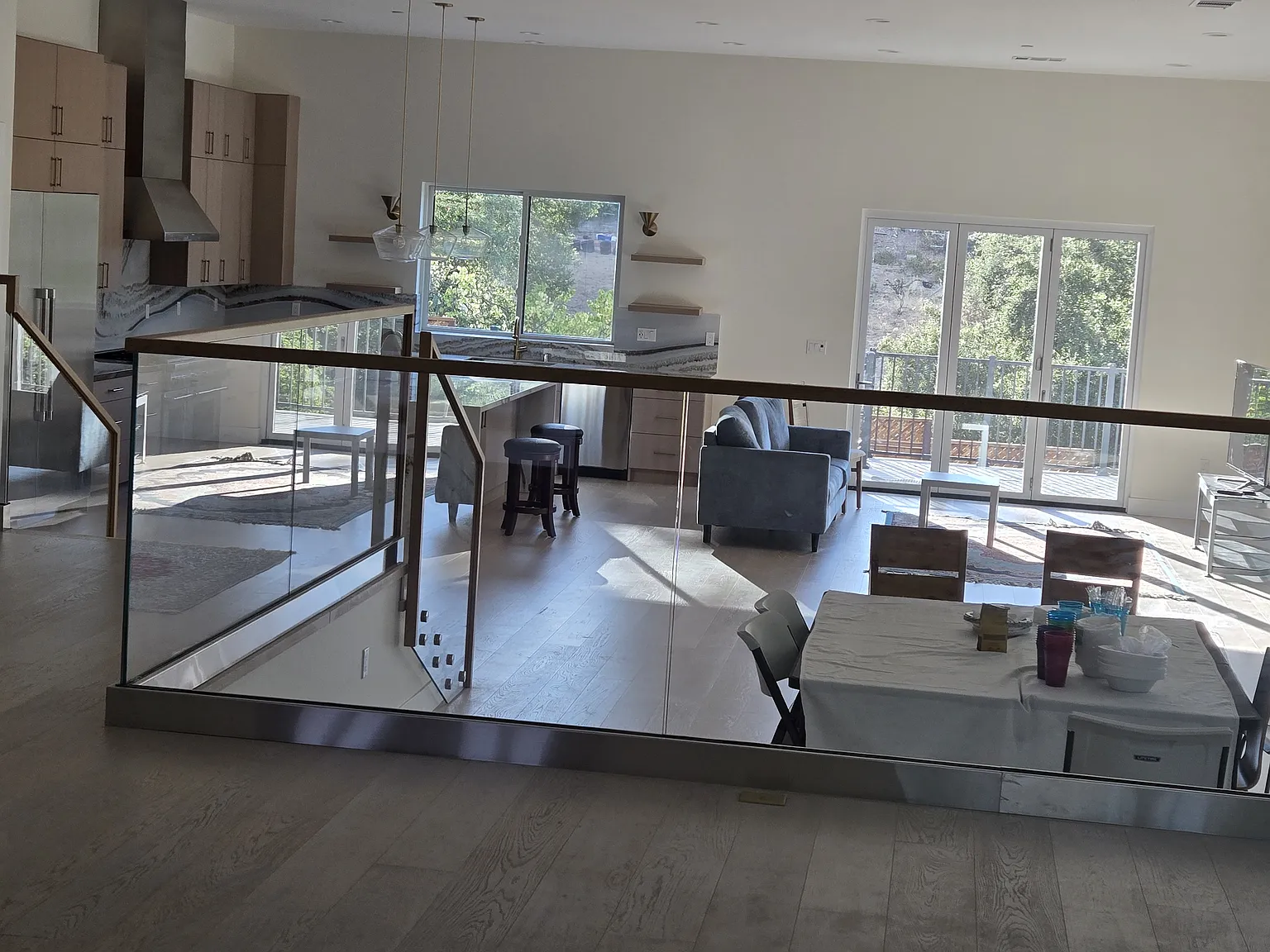 4 bed, 3.5 bath, 2922 sqft, $14,000 — Photo 4