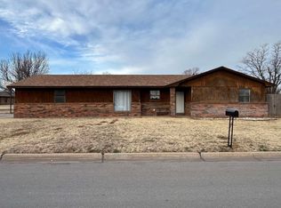3023 Edgewater Dr, Woodward, OK 73801