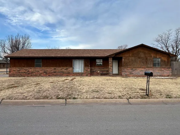 3023 Edgewater Dr, Woodward, OK 73801