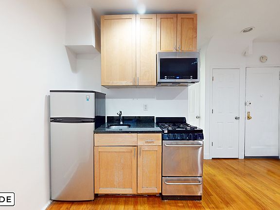 3rd image of 359 E 19th St APT 1R