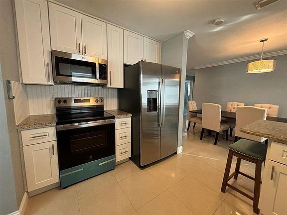 2nd image of 3811 NE 18th Ave #3811
