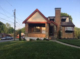 3996 Raceview Ave, Cincinnati, OH 45211