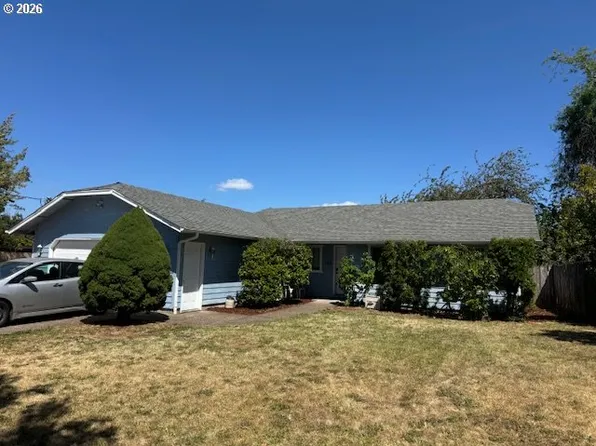 165 N Garden Way, Eugene, OR 97401