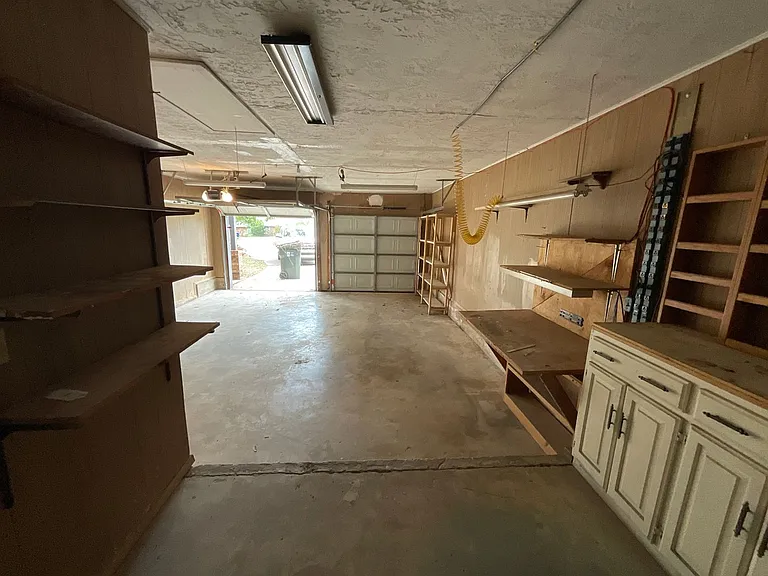 1421 Pheasant Run Ct — Photo 6