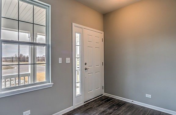 2nd image of 1900 Sagebrook Dr
