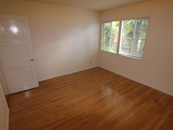 5th image of 1302 Franklin St #C