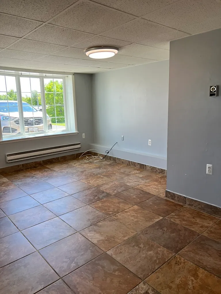 2 bed, $1,150 — Photo 2