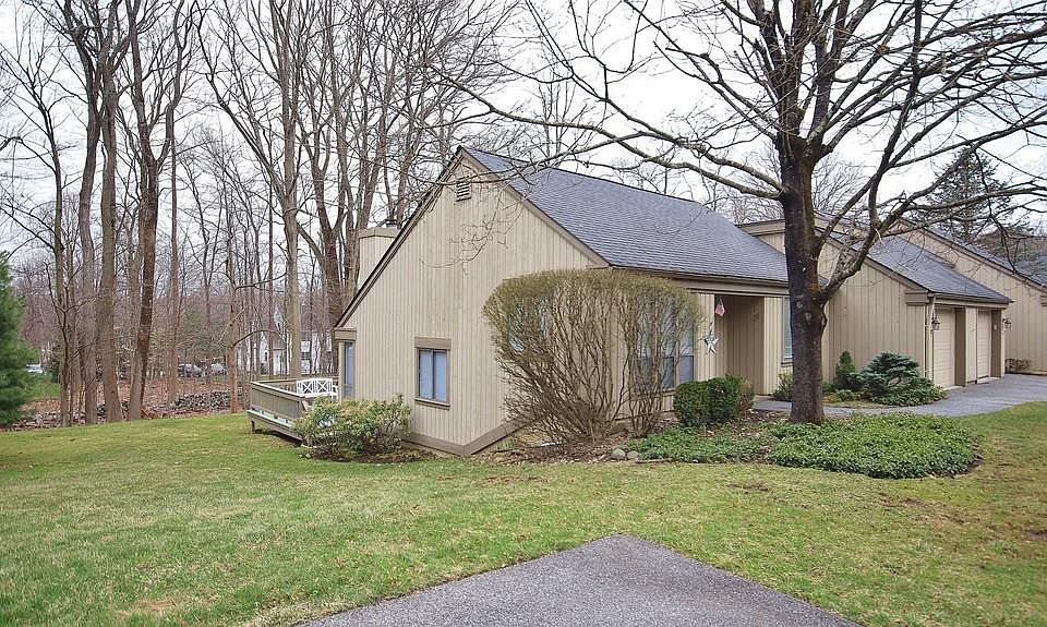 1st image of 485 Heritage Hills #A