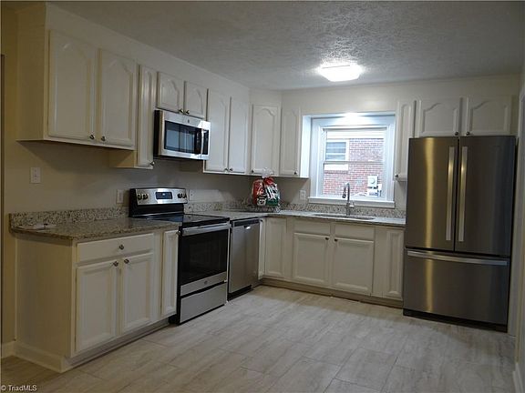 4th image of 2210 Atlanta St