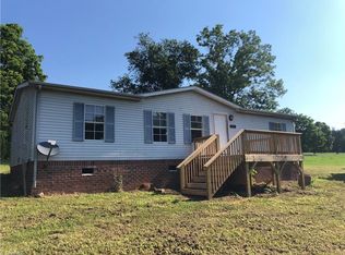 1474 Deerrun Dr, Randleman, NC 27317