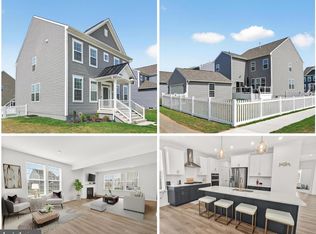 227 Holly Springs Dr, Charles Town, WV 25414