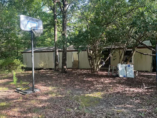 678 Bob Gauldin Rd, Pelham, NC 27311