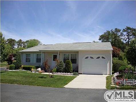 2nd image of 12 Longwood Dr #72