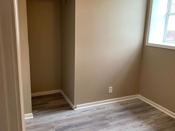 5th image of 34 West St
