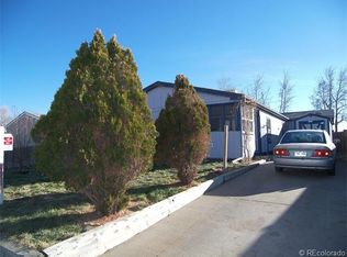 201 Willow Dr, Lochbuie, CO 80603