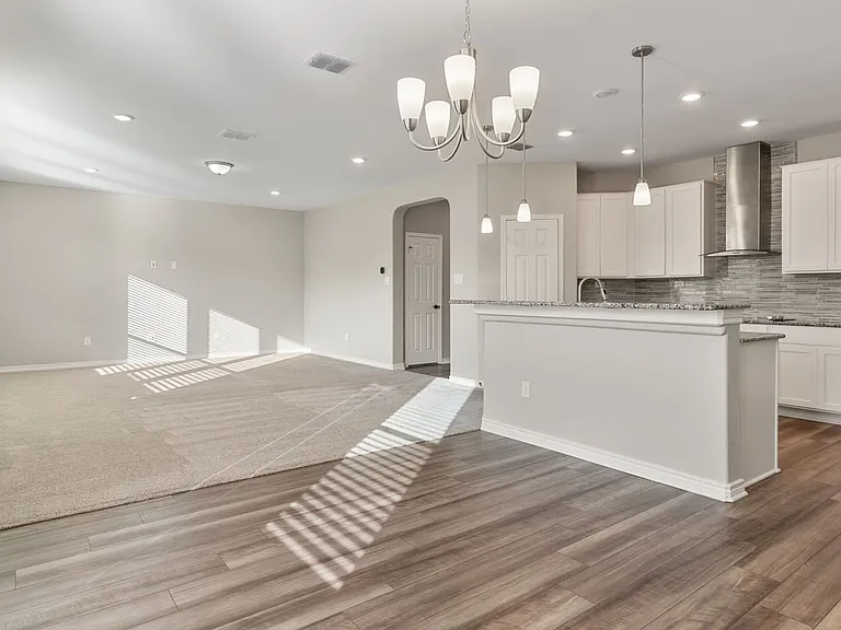 8326 Belgard Cv — Photo 10
